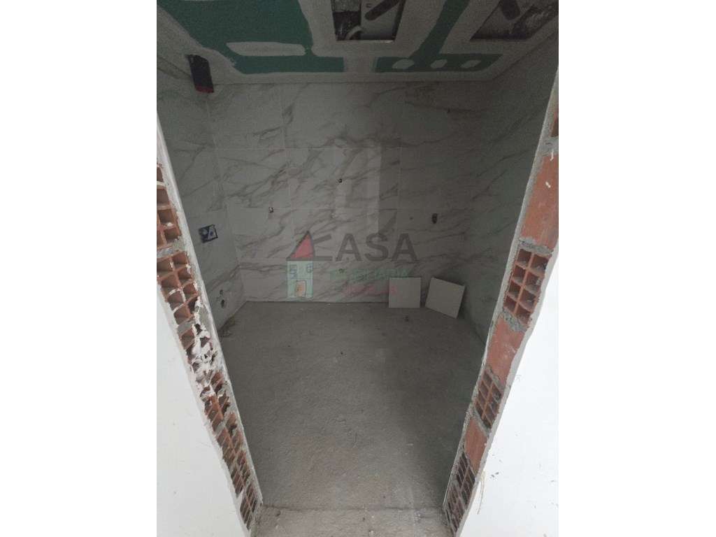 Apartamentos T2 e T3 em Caneças-12