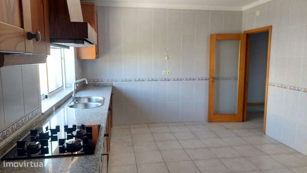 Apartamento T3 - Ferreiros - Grande imagem: 3/20