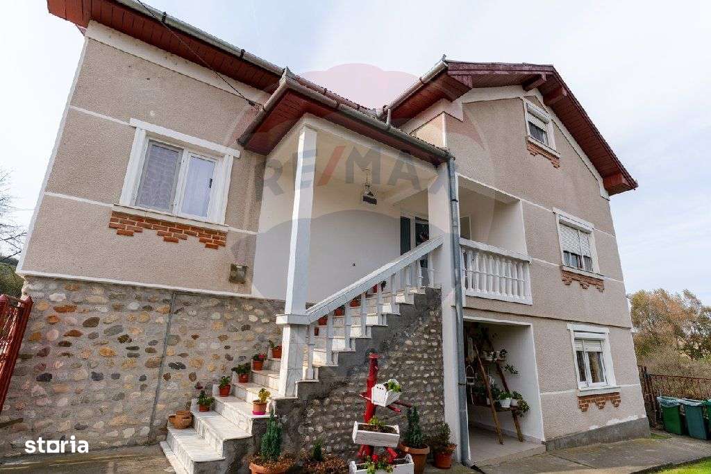 Casă / Vilă de vânzare in Cristur jud.Hunedoara - Imagine principală: 2/20