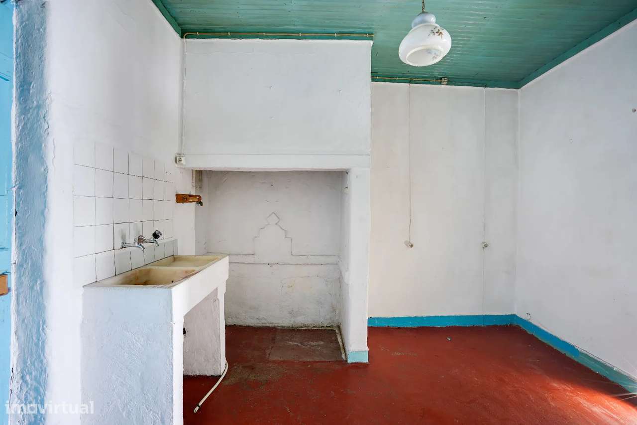 Venda conjunta de 3 casas geminadas mais terreno rústico  em vila More - Grande imagem: 5/13