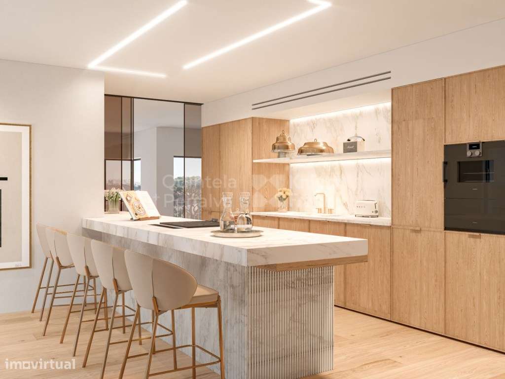 Apartamento T4 com jardim, piscina e estacionamento no Estoril - Grande imagem: 4/27