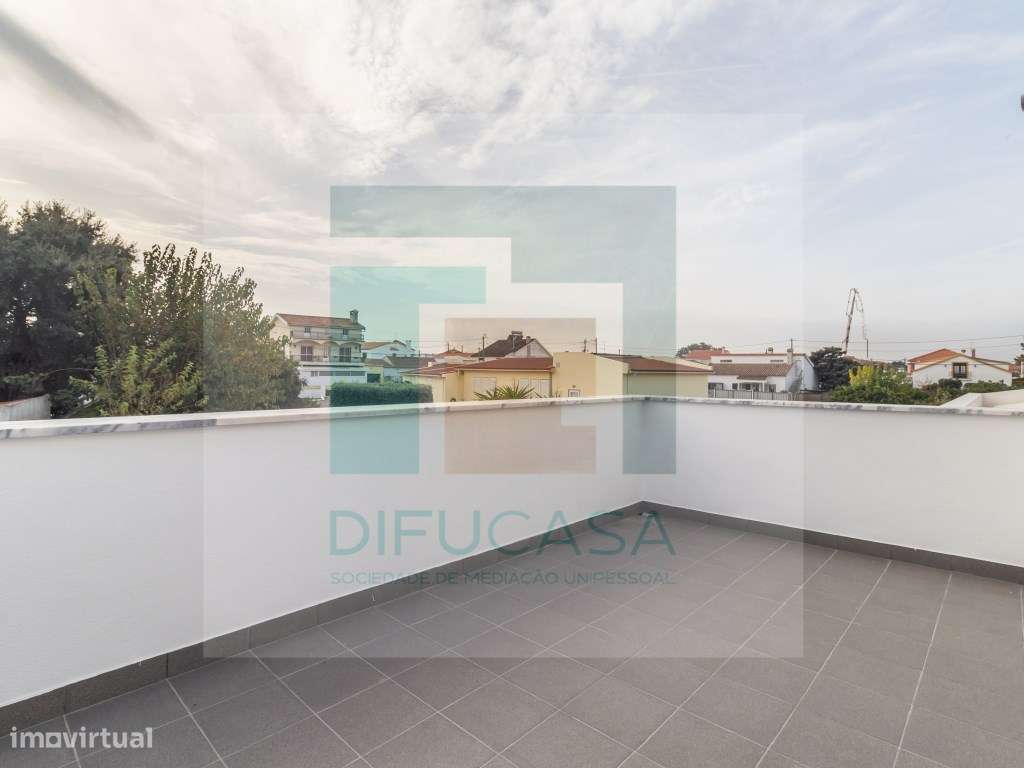 R128 Moradia T6 Azeitão-32