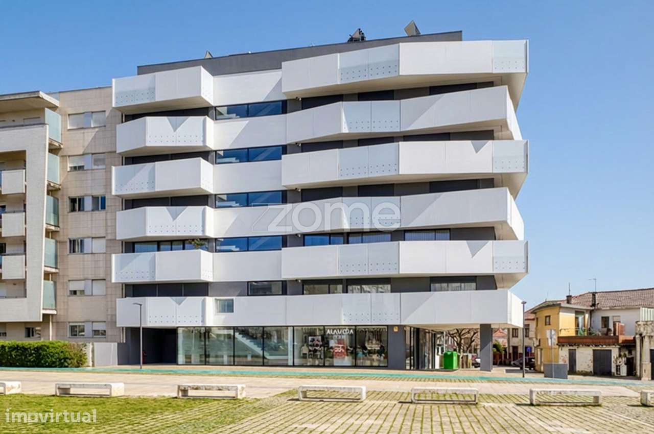 APARTAMENTO NOVO T6 DE LUXO NO EDIFÍCIO ALAMEDA – TROFA - Grande imagem: 2/22