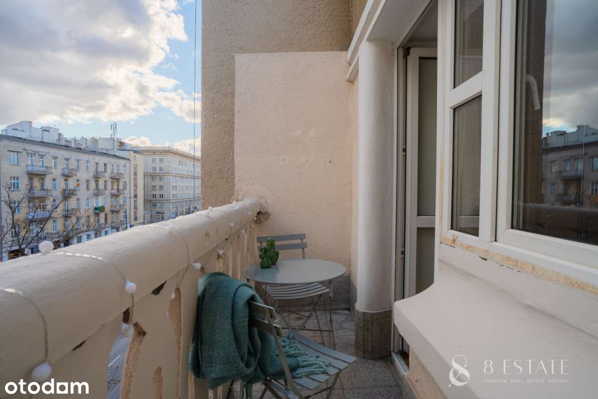 Studio przy metrze Ratusz Arsenał z balkonem-3