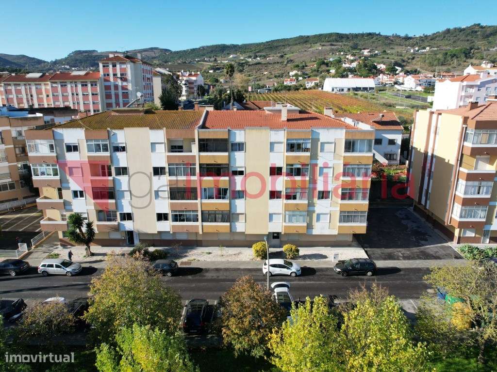 Apartamento T3 no Centro de Arruda dos Vinhos-19