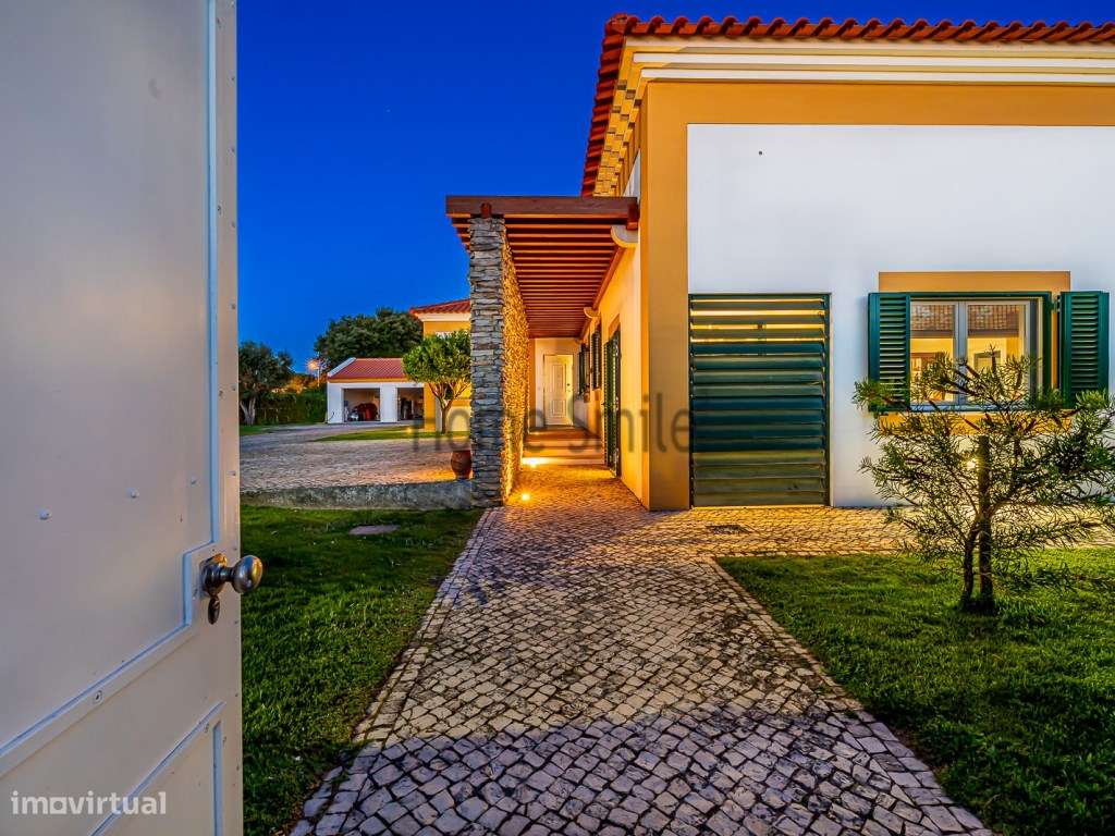 MORADIA LUXO STO ESTEVÃO. PISCINA. GARAGEM. COURT TÉNIS-54