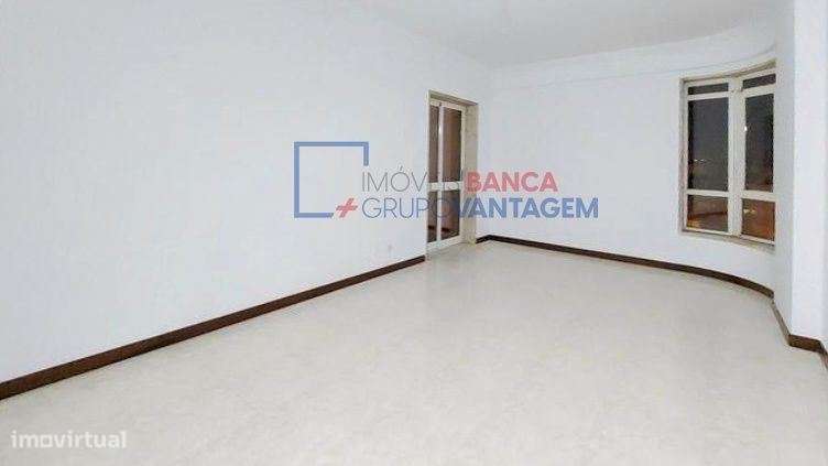 T3 com 113 m2 em Algueirão-Mem Martins - Grande imagem: 3/17