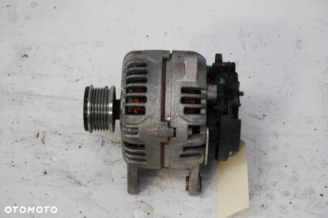 Alternator Bosch 1.6 16V benzyna RENAULT 231008578R - 1