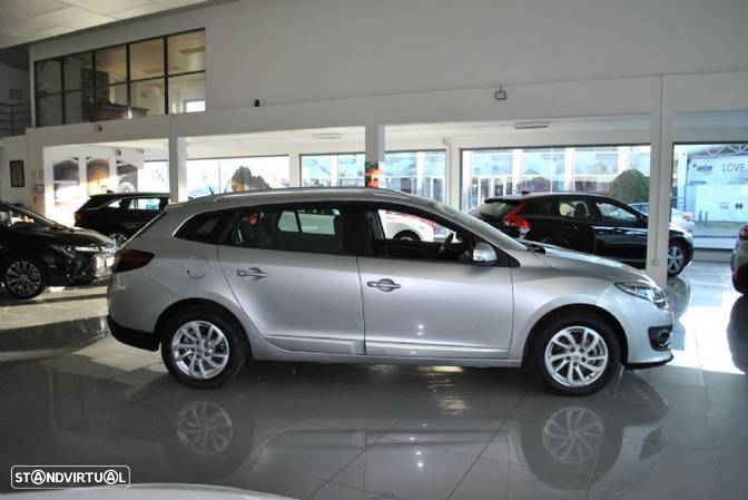 Renault Mégane Sport Tourer 1.5 dCi Limited SS - 11