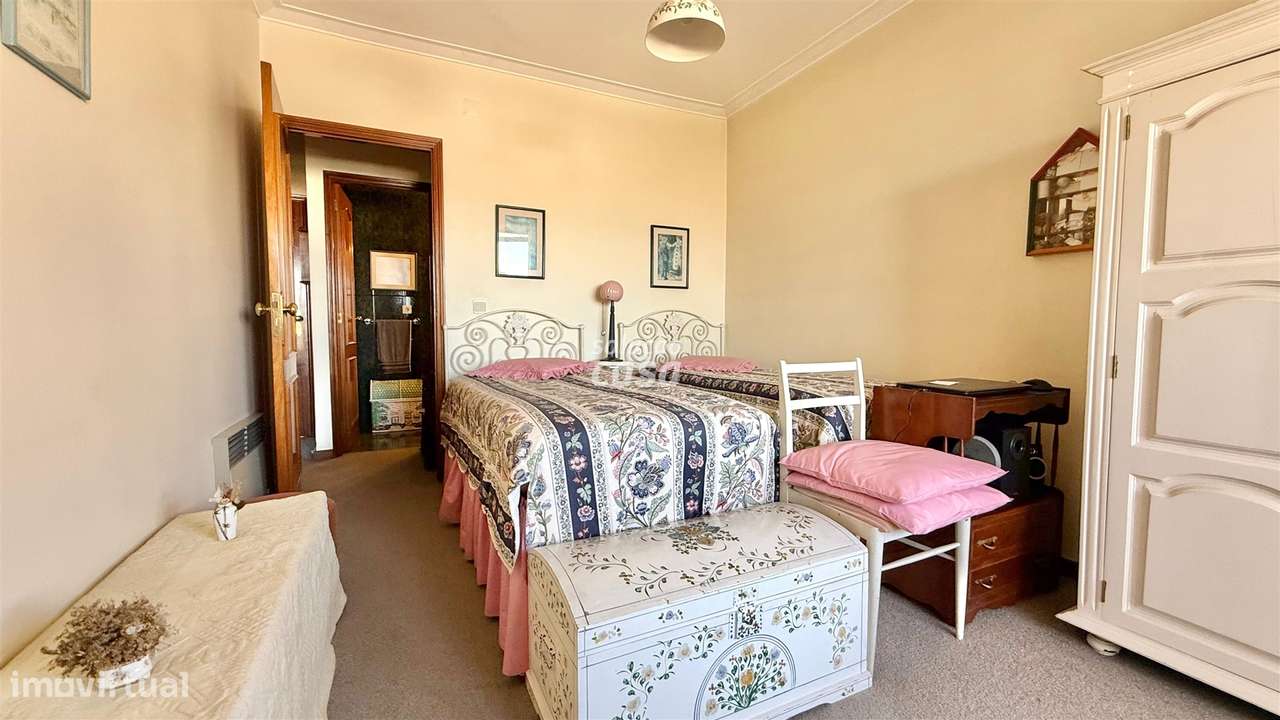 Apartamento T2+1 com Garagem, no Jardim Soares dos Reis!-20