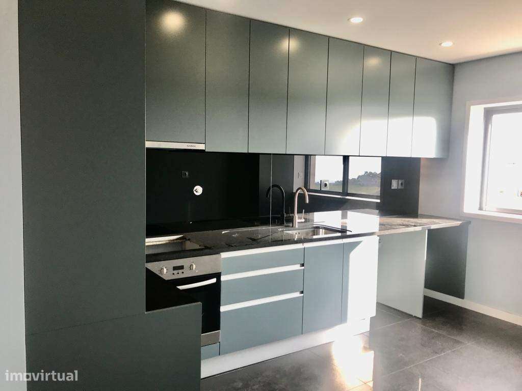 Apartamento T3 Mobilado de Sonho em São Vicente-2