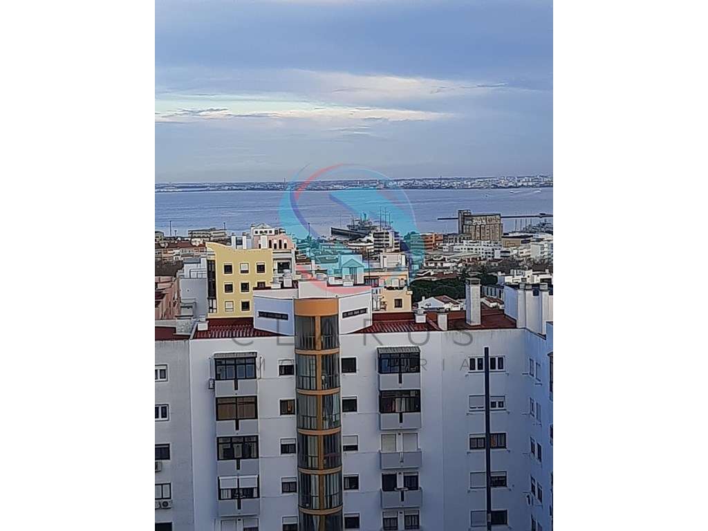 Excelente Apartamento T2 -Almada - Grande imagem: 5/29