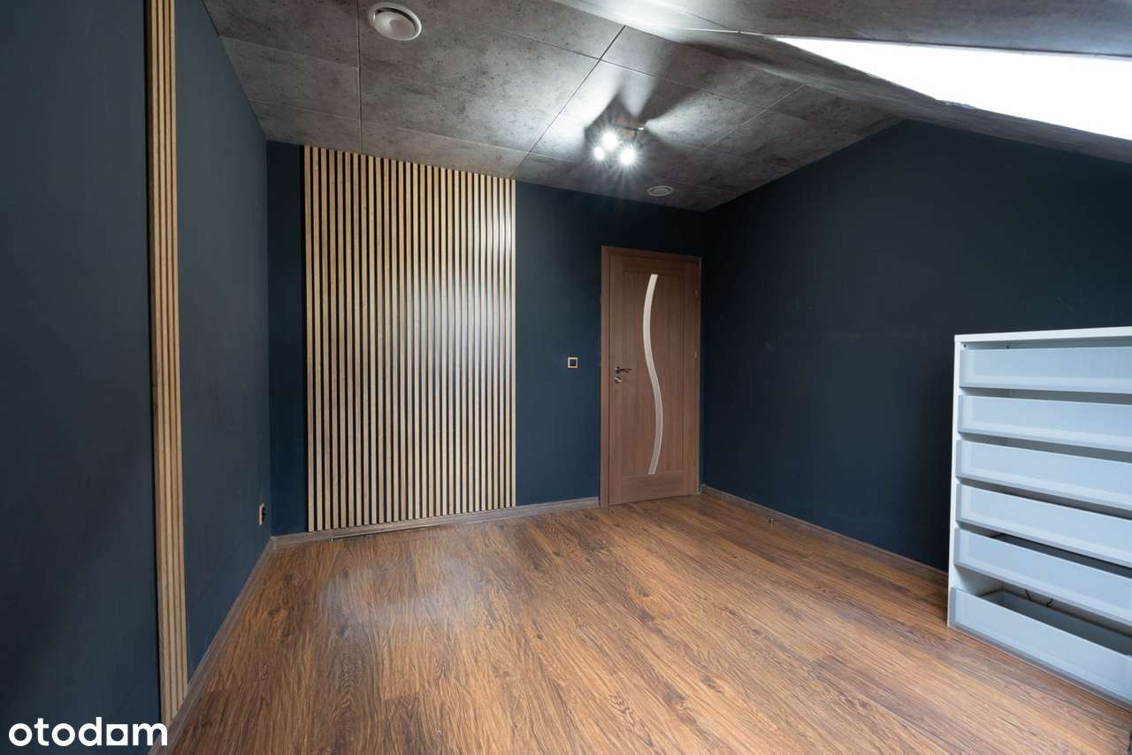 137 m² przestrzeni i komfortu – dwupoziomowe mieszkanie z balkonami-10