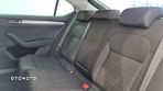 Skoda Superb 2.0 TDI Ambition - 14