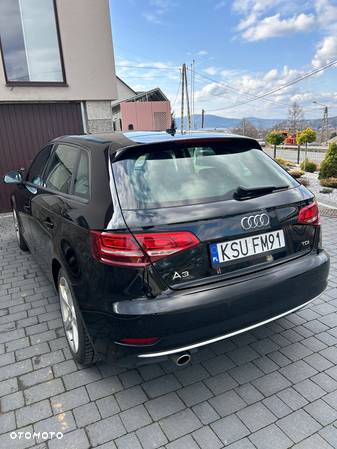 Audi A3 1.6 TDI Sportback S tronic - 3