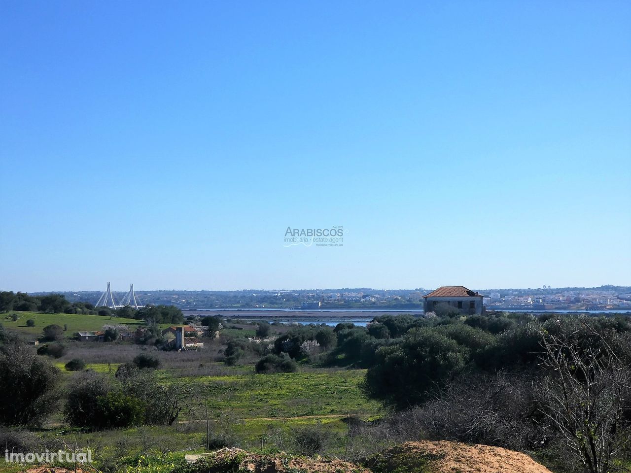 Terreno Rústico - Ruína - Vista rio e mar - Portimão - Algarve