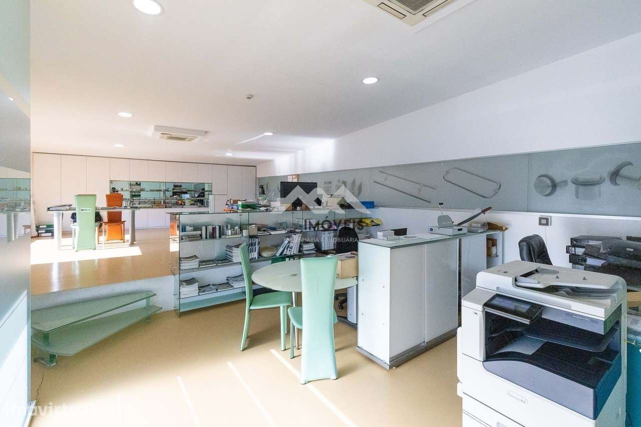 Armazém Ermesinde | Boa localização - Grande imagem: 5/15