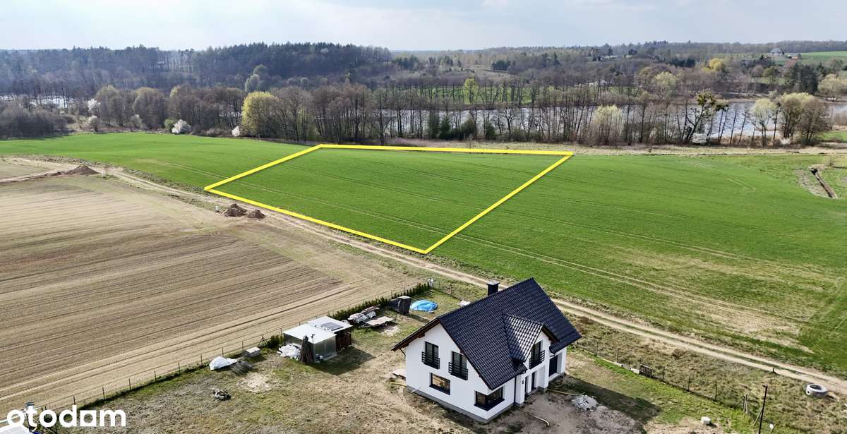 Pięknie położona,uzbrojona duża działka budowlana nad wielkim jeziorem - Pełny obrazek: 4/8