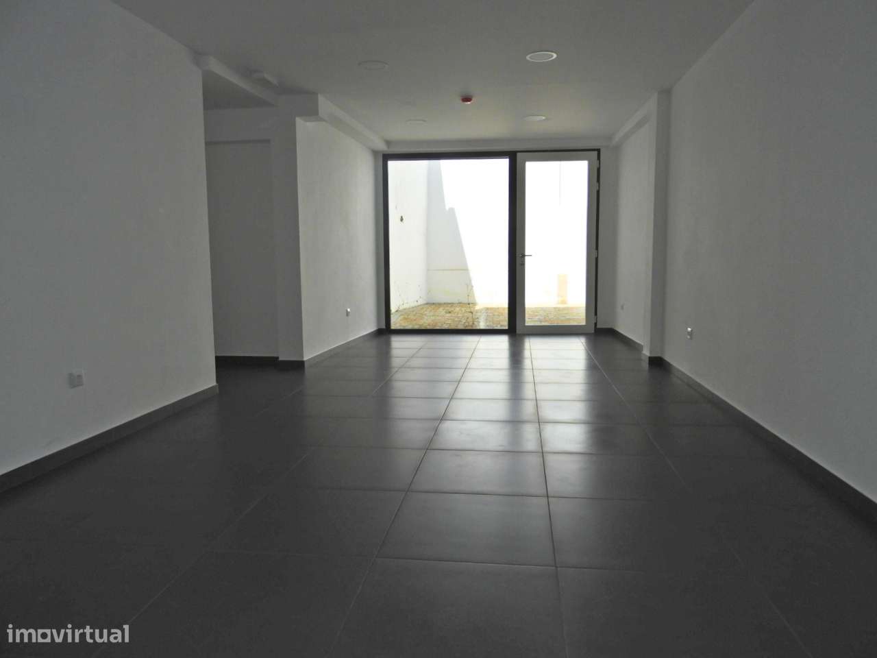 Loja no Centro Histórico de Santarém - Grande imagem: 4/10