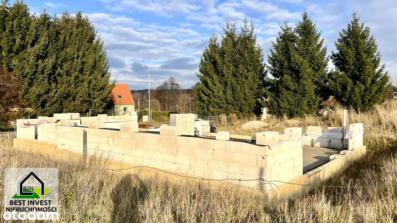 Działka z rozpoczętą budową domu dla rodziny-16