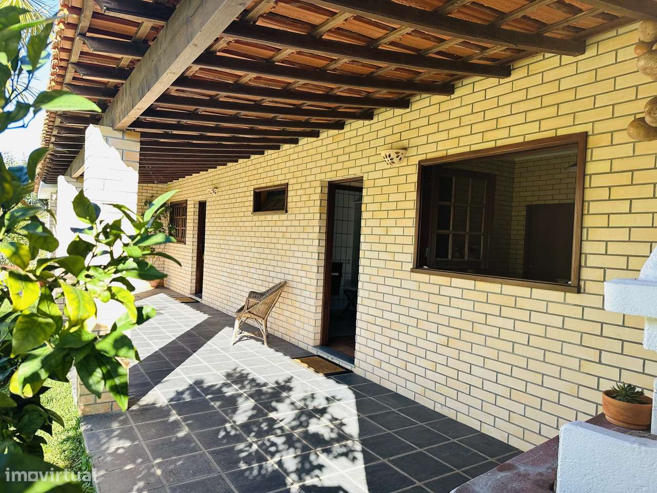 Moradia T4 de charme com grande jardim em zona tranquila-49