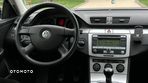 Volkswagen Passat 2.0 TDI DPF Comfortline - 18
