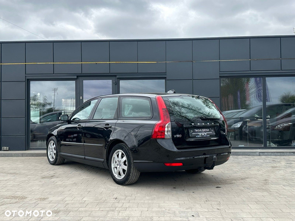 Volvo V50 - 11