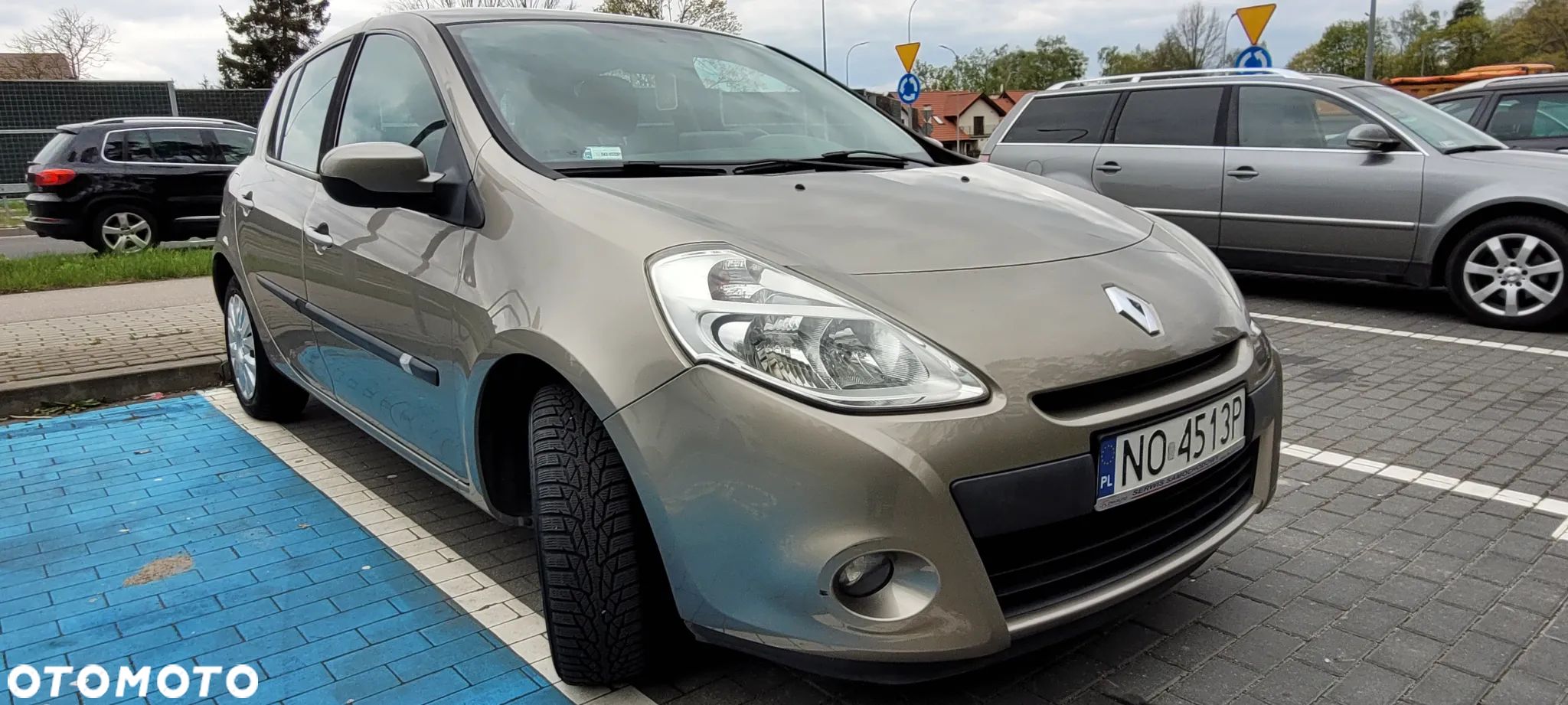 Renault Clio - 1