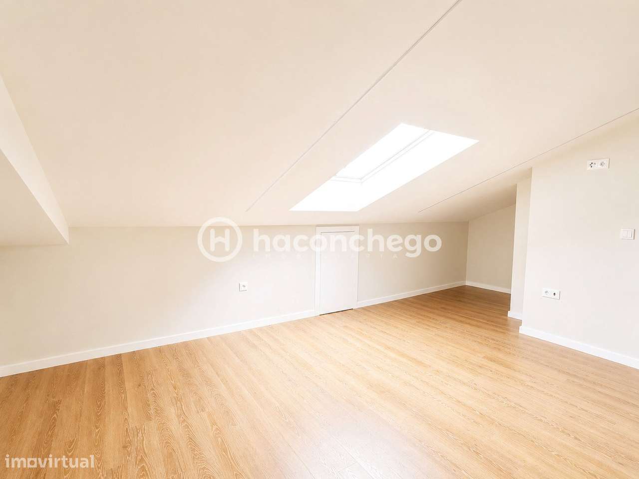 Apartamento T4 duplex com garagem e equipado Arcozelo Barcelos-15