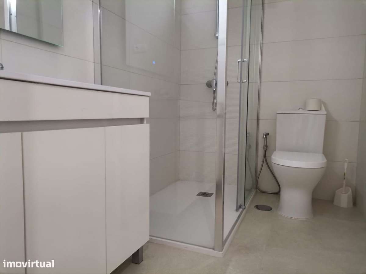 Apartamento T2 para arrendar centro de Braga com eletrodomésticos - Grande imagem: 4/37