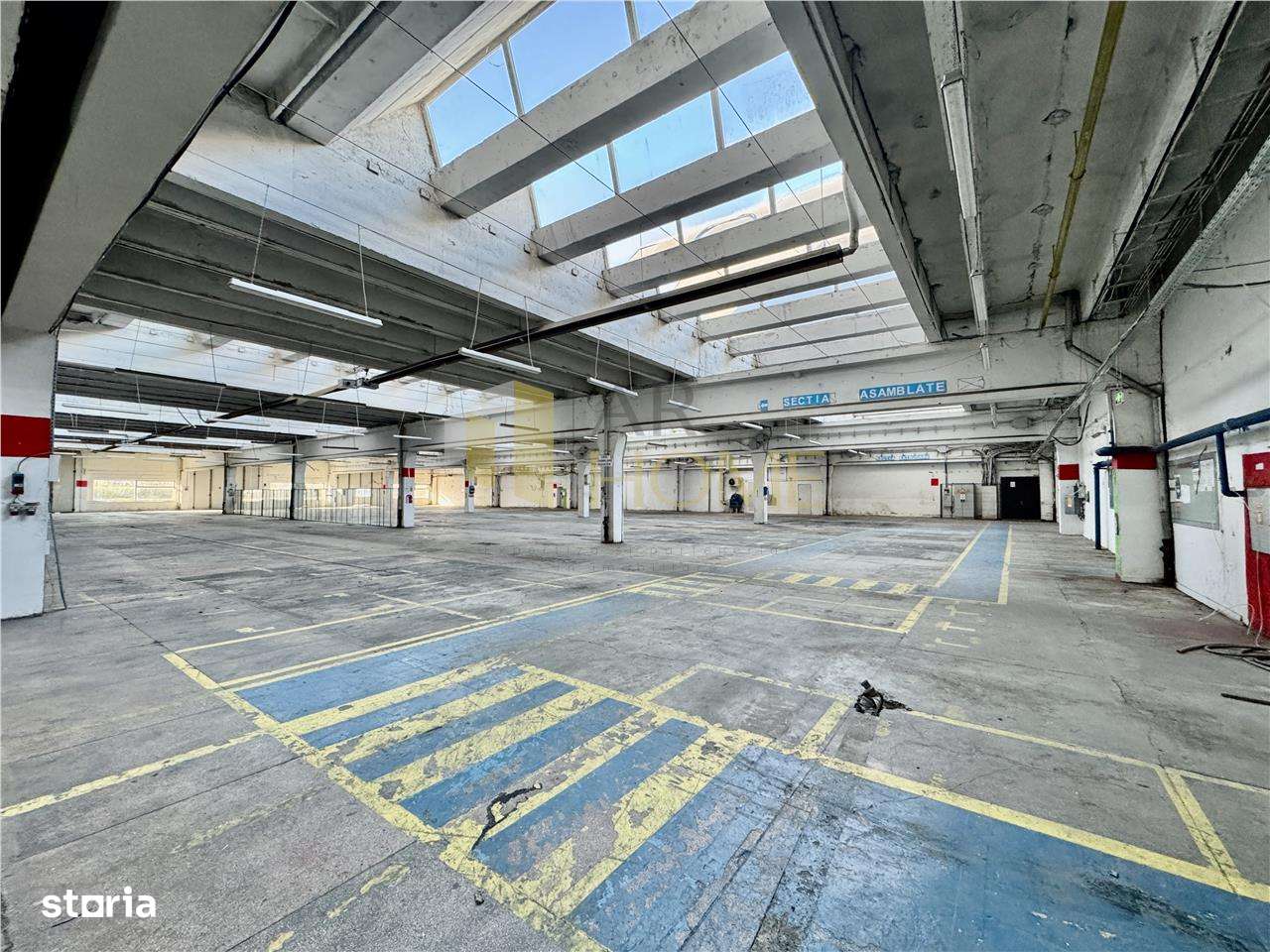 Spatiu industrial, birouri, diverse suprafete, Valenii de Munte Prahov - Imagine principală: 2/19