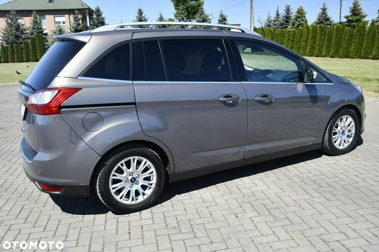 Ford Grand C-MAX - 10