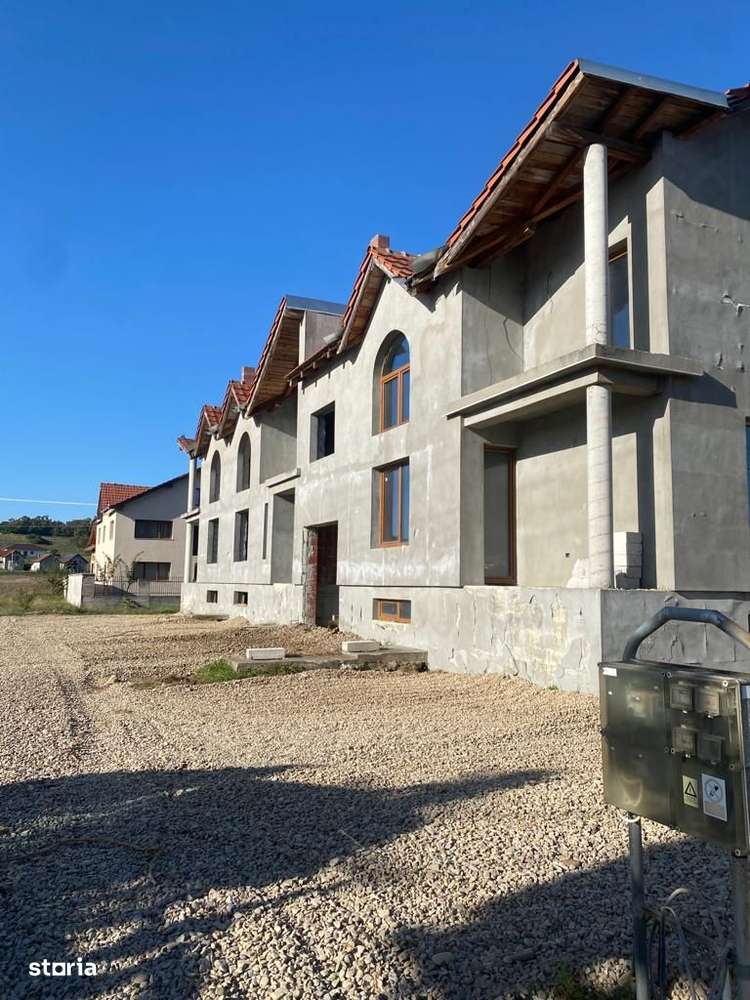 Casa tip triplex in Beius - Imagine principală: 3/11
