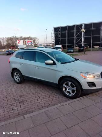 Volvo XC 60 D5 AWD - 2