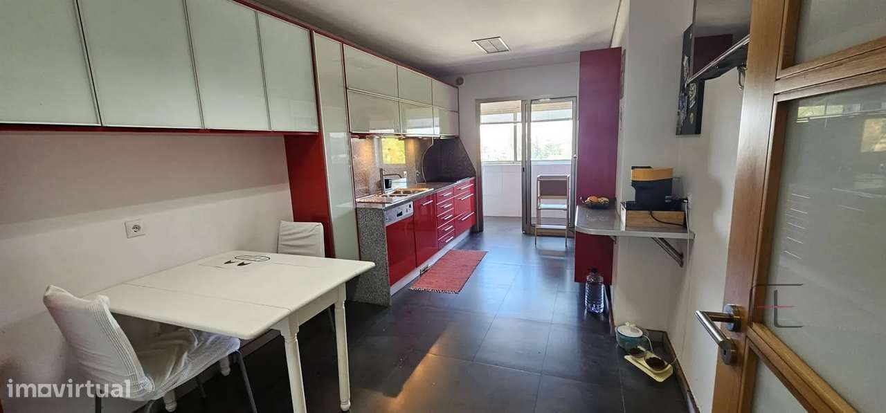 Apartamento T3 em Rio Tinto I Terraço 53m2-3