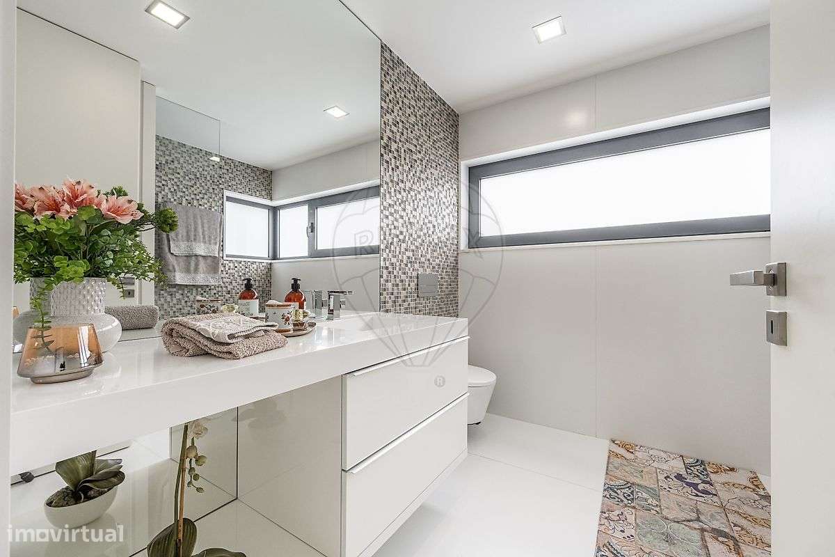 Moradia T4 para venda-36