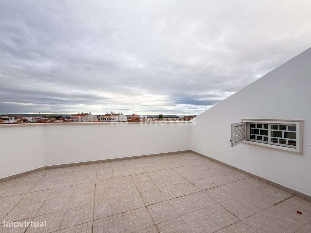 Apartamento T3+3 Duplex com terraço e garagem, no Entroncamento - Grande imagem: 5/14