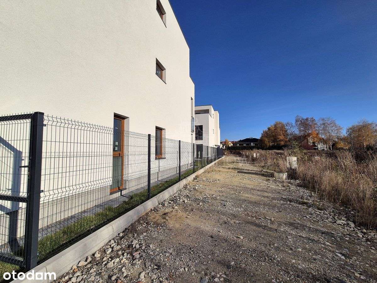 Funkcjonalny segment na początku Ursynowa-2