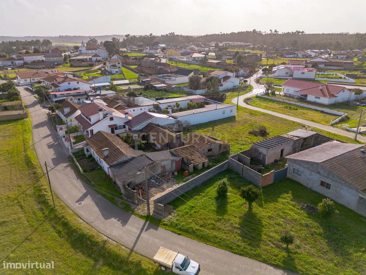 Moradia para reconstrução - Monte Redondo - Grande imagem: 4/21