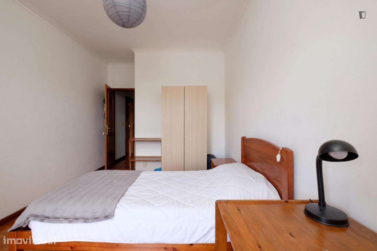 Quarto - localizado em Conchada Coimbra - Grande imagem: 4/10