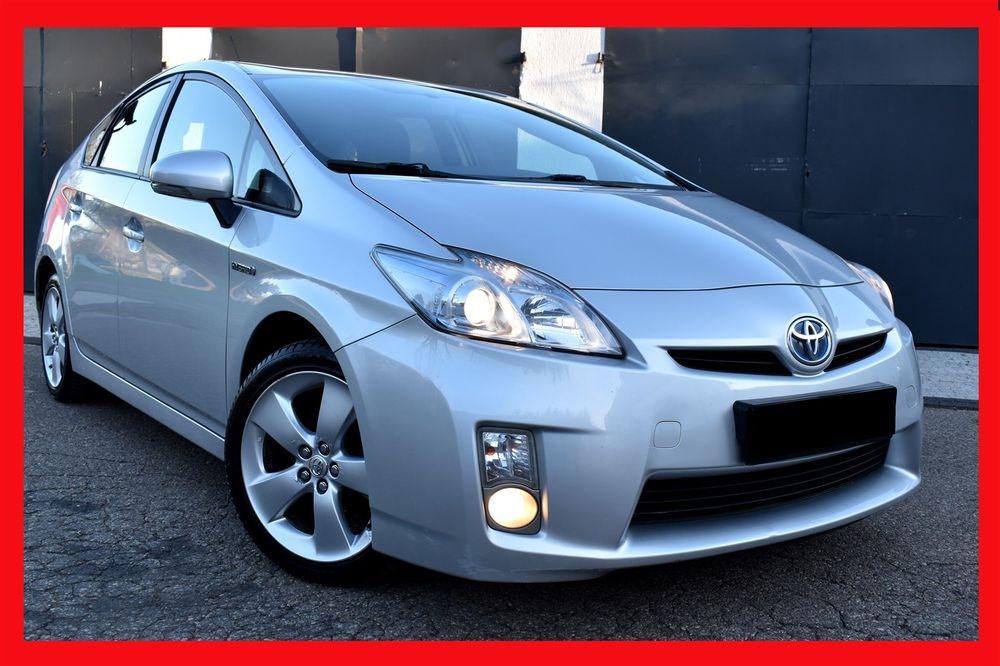 Toyota Prius III (Hybrid) Executive 2009
