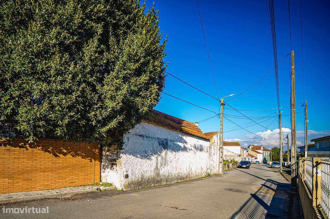 Moradia térrea para Reabilitar, Eixo, Aveiro - Grande imagem: 4/25