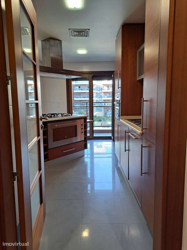 Arrendamento de T2 nos Terraços da Ponte - Grande imagem: 5/15