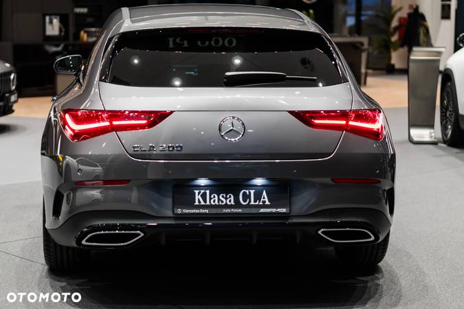 Mercedes-Benz CLA 200 AMG Line 7G-DCT - 8