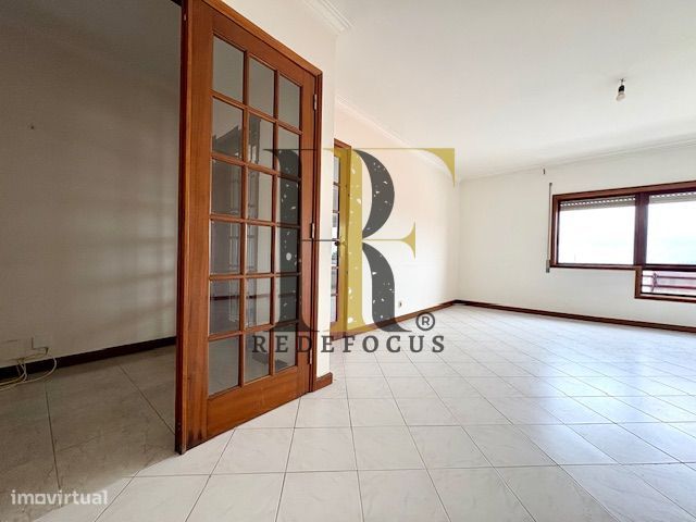 Apartamento T3 no Centro de Santa Maria de Lamas-1