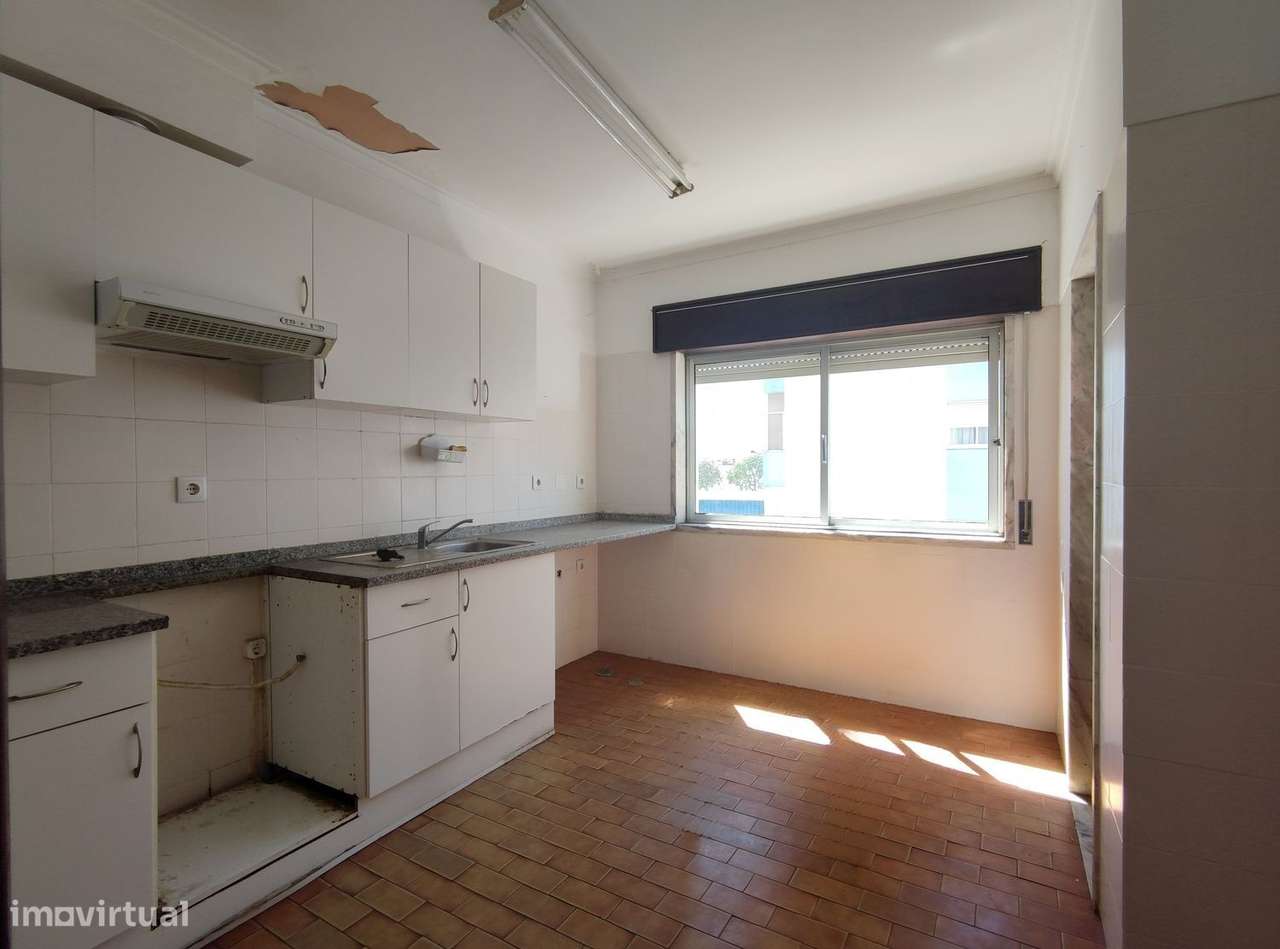 Oportunidade: T3 no Seixal com Varanda e Próximo de Transportes - Grande imagem: 5/18