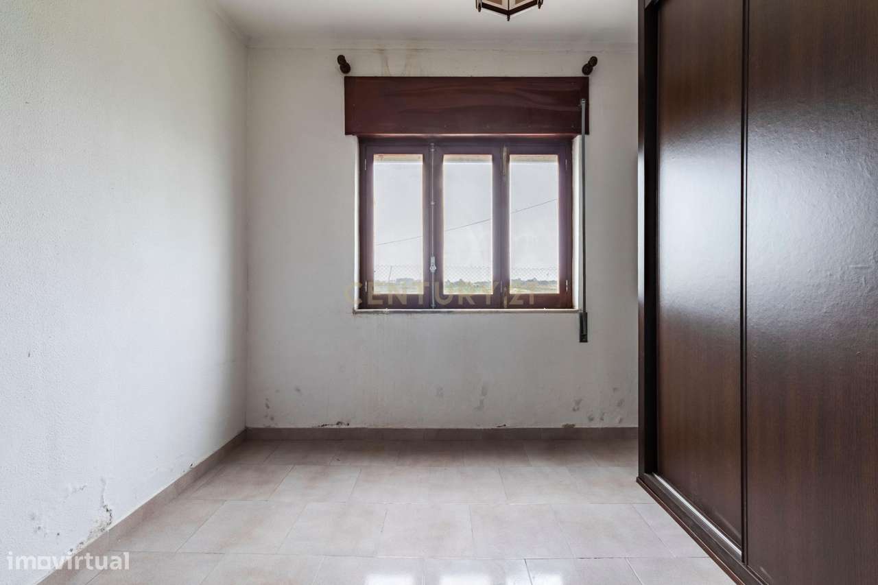 Moradia T2 para renovação | Lote 1.000 m² | São Francisco, Alcochete |-26