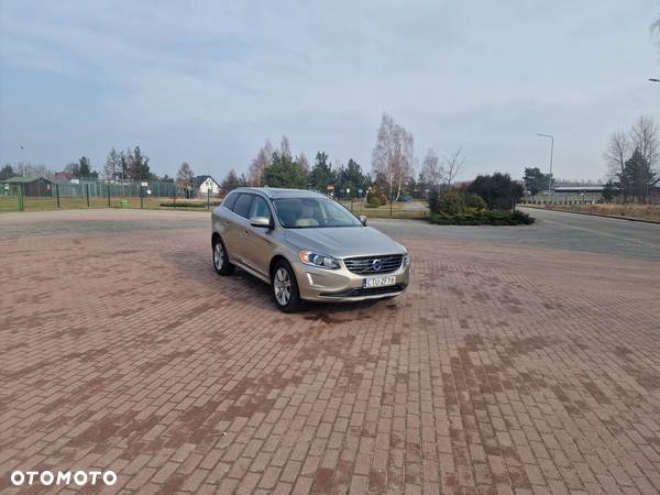 Volvo XC 60 - 6