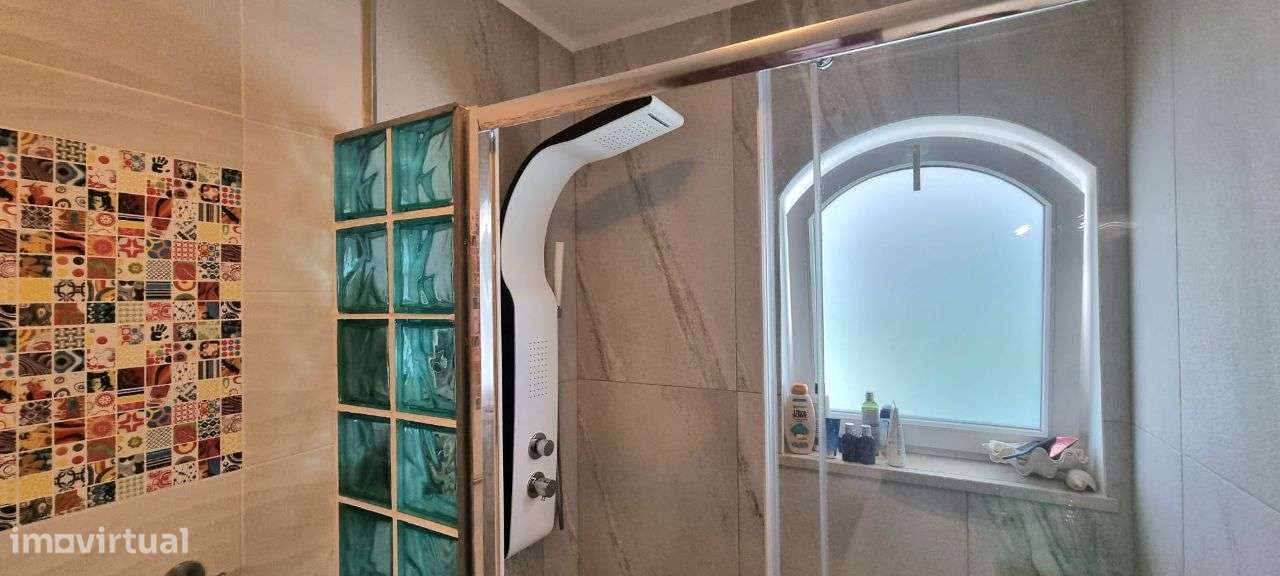 Moradia T5 com piscina, Brejos de Azeitão, Azeitão-7