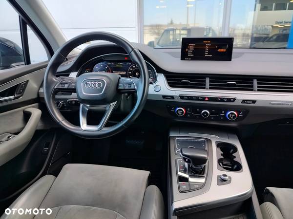 Audi Q7 3.0 TDI ultra Quattro Tiptronic - 6